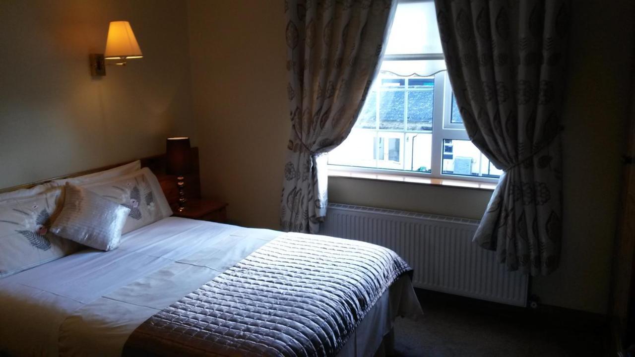 Ballyraine Guesthouse Letterkenny Room photo