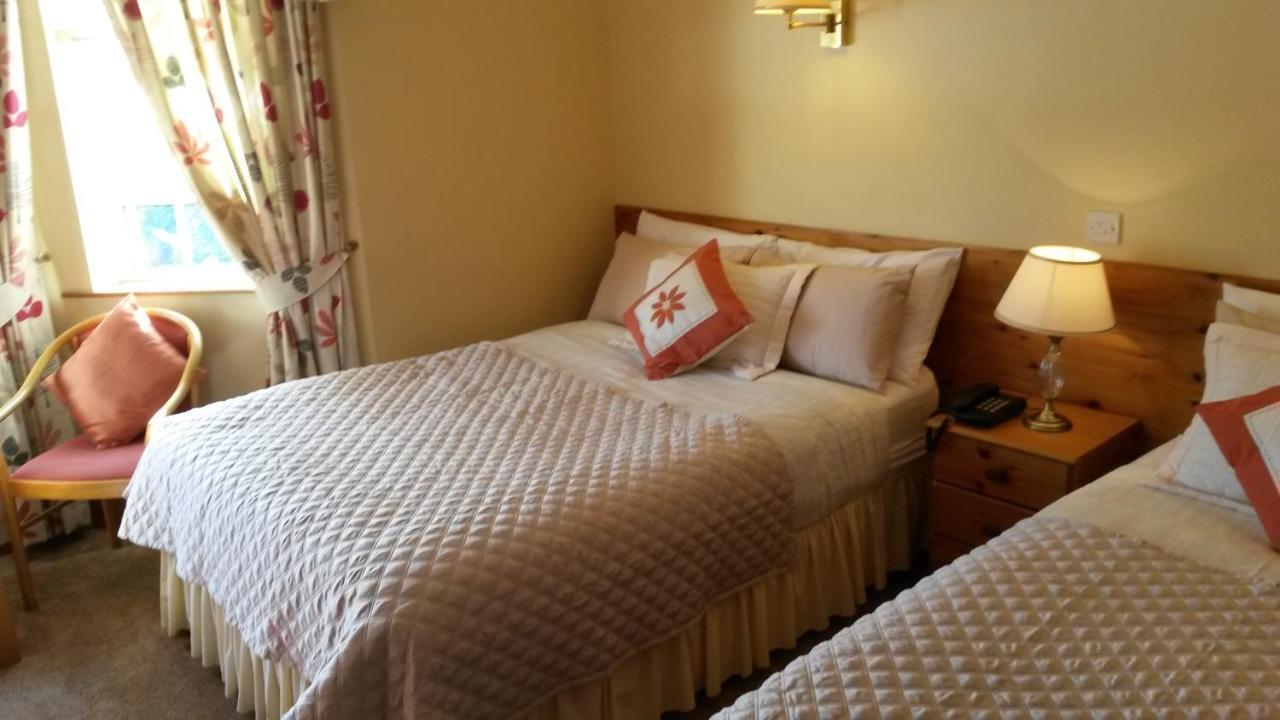 Ballyraine Guesthouse Letterkenny Room photo