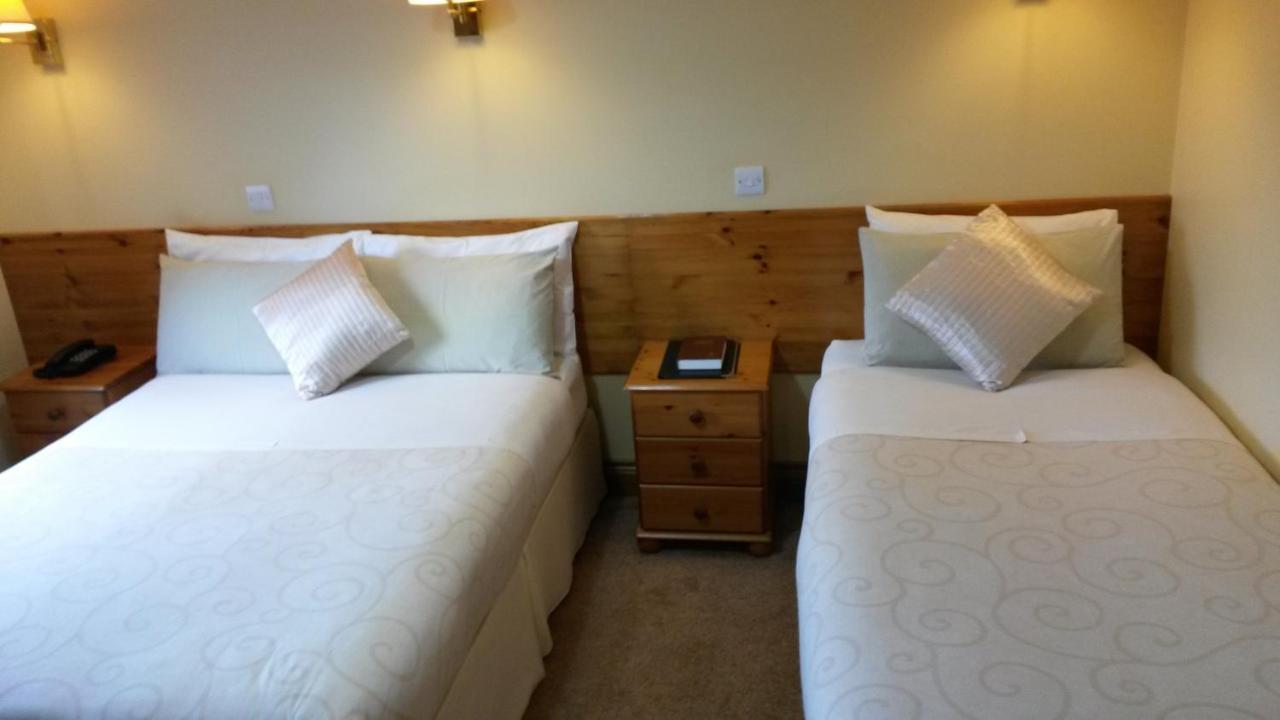 Ballyraine Guesthouse Letterkenny Room photo