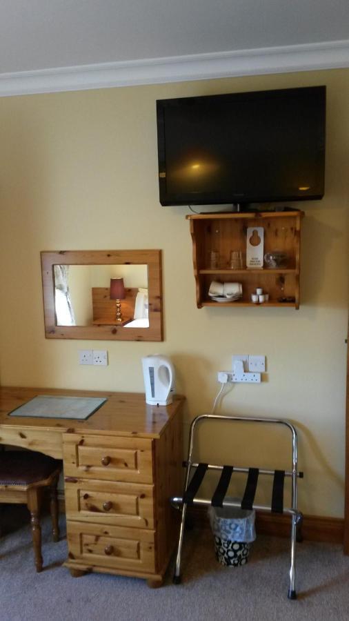 Ballyraine Guesthouse Letterkenny Room photo